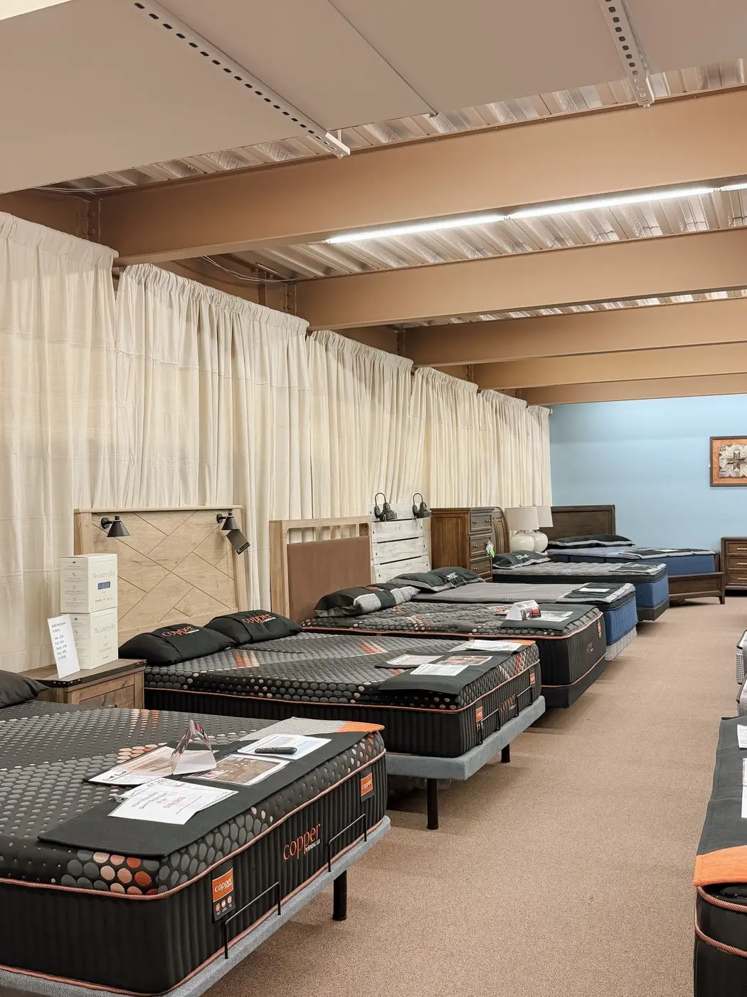 Copper by Spring Air mattress on an adjustable base at Northwest Decor & Furniture